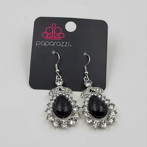 Paparazzi Award Winning Shimmer black earrings - Picture 5 of 5